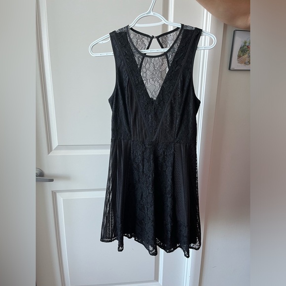 BCBGeneration Black Lace Mini Dress, Size 2 - Picture 5 of 6